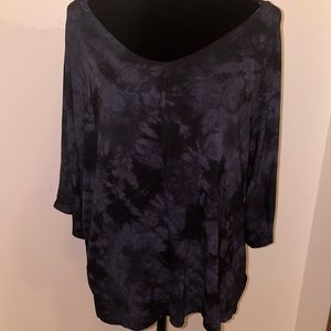 Tahara shirt. Size XL. NWT. Lost receipt for return.